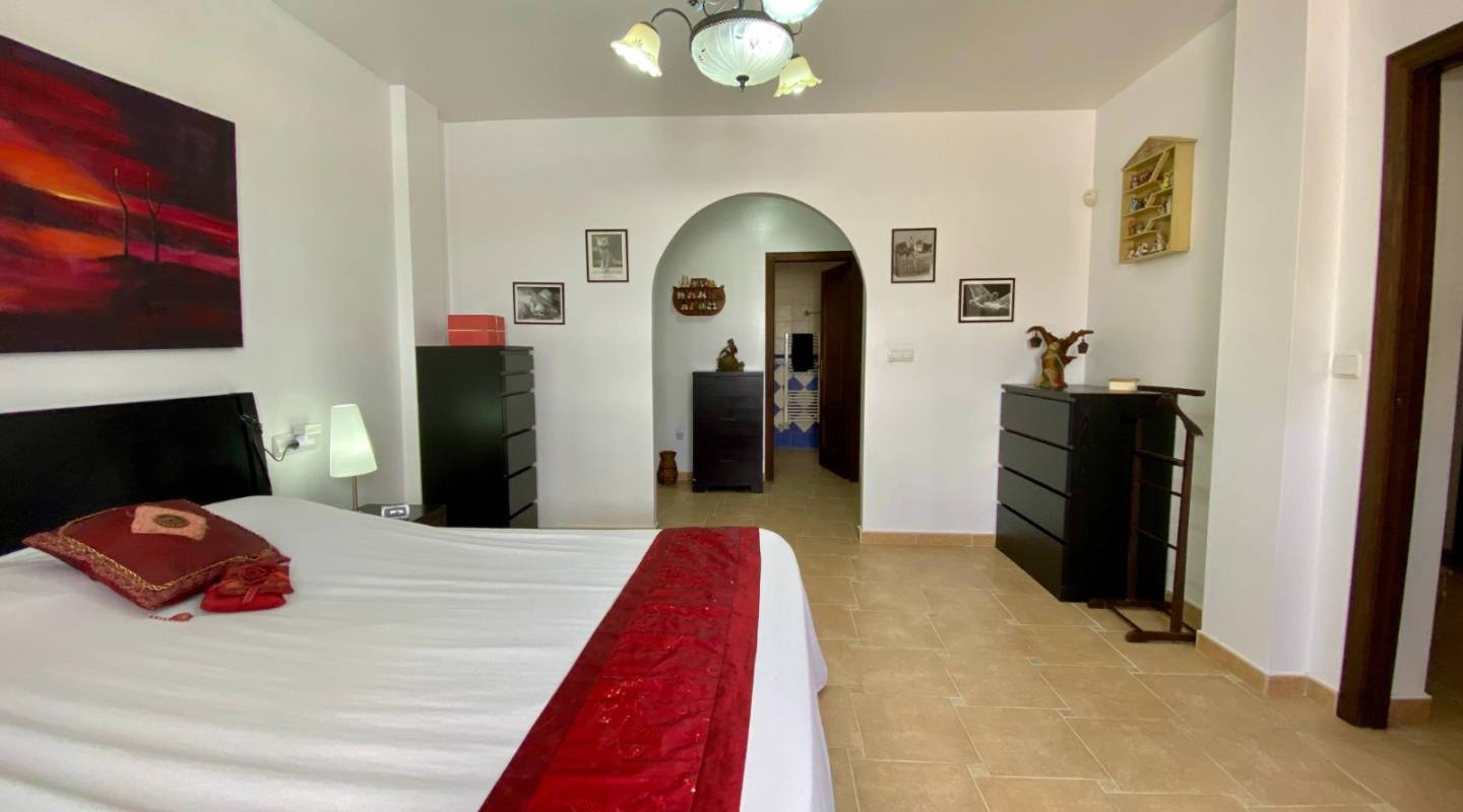 Resale - Villa  - Algorfa - Alicante