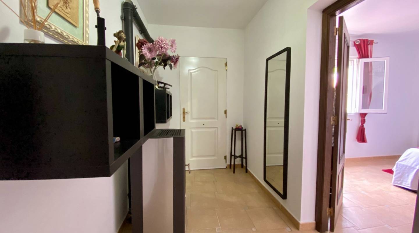 Resale - Villa  - Algorfa - Alicante