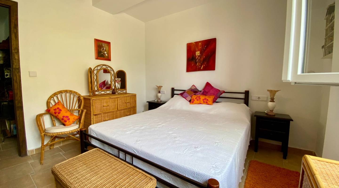 Resale - Villa  - Algorfa - Alicante