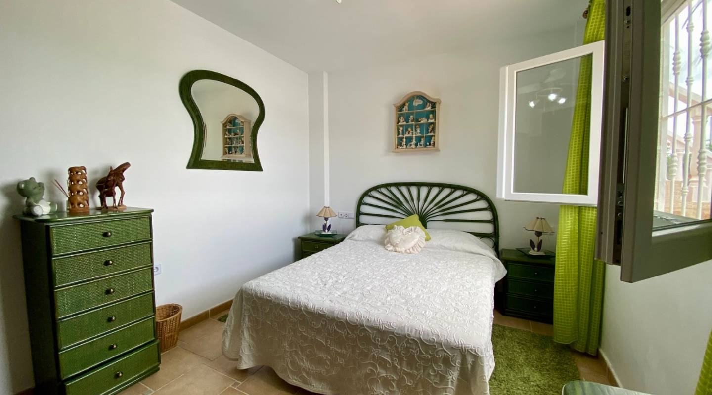 Resale - Villa  - Algorfa - Alicante