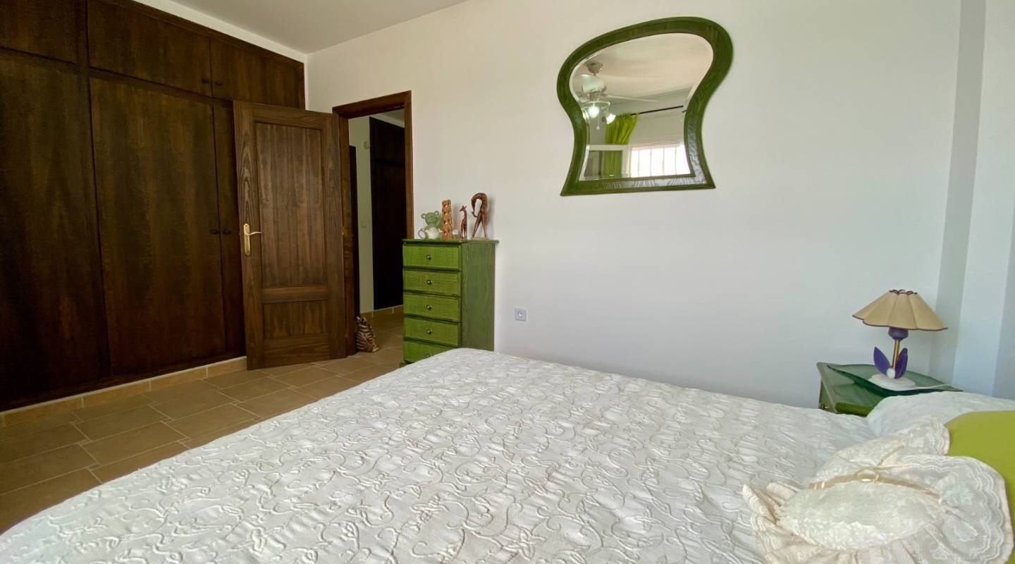 Resale - Villa  - Algorfa - Alicante