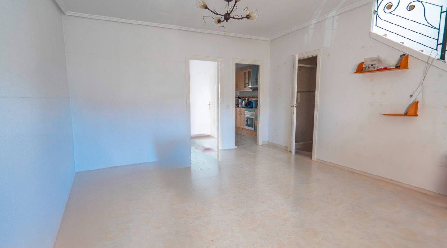 Resale - Townhouse - Ciudad Quesada