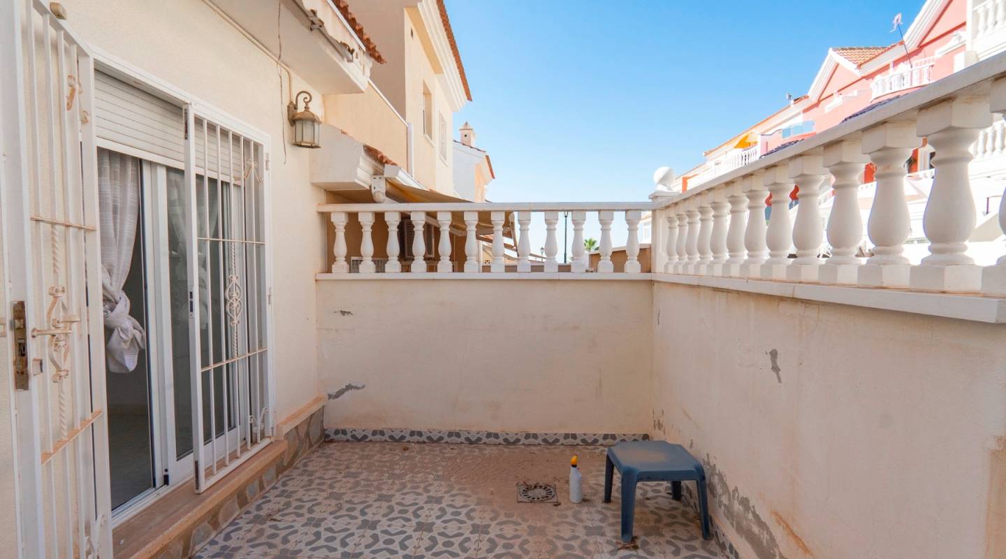 Resale - Townhouse - Ciudad Quesada