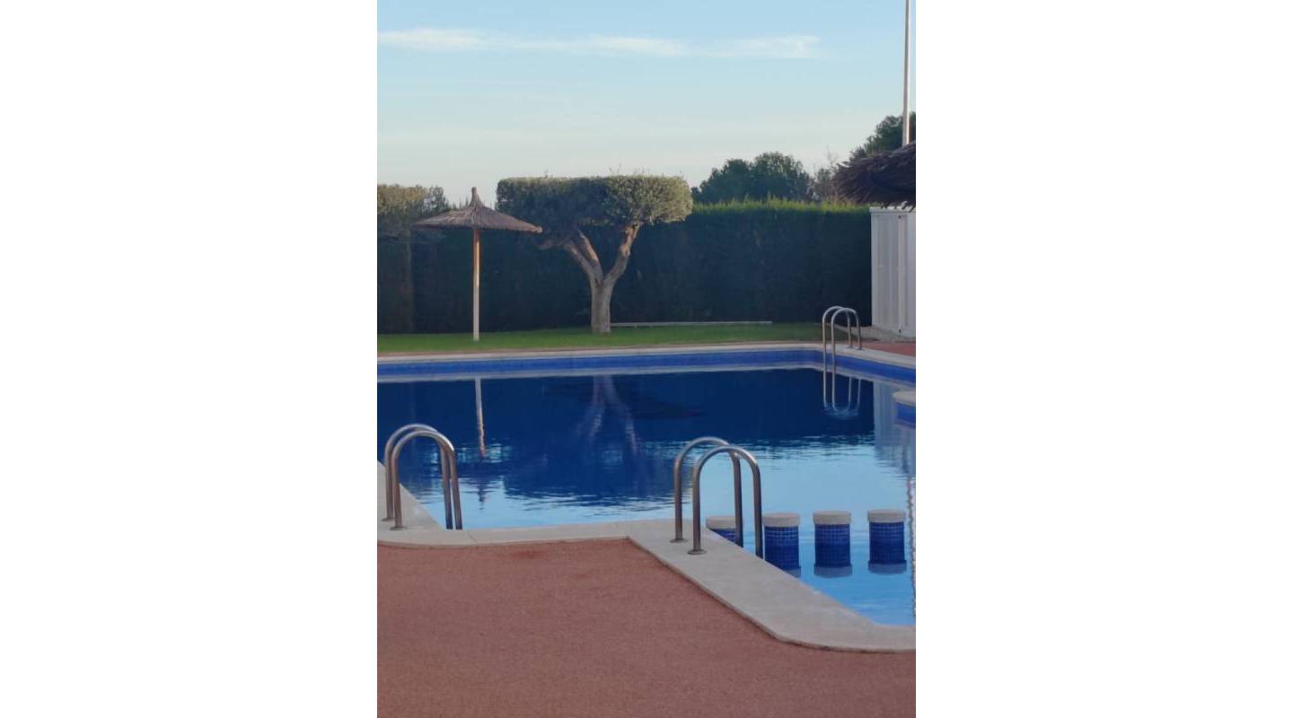 Resale - Villa  - Villamartin - Los Dolses