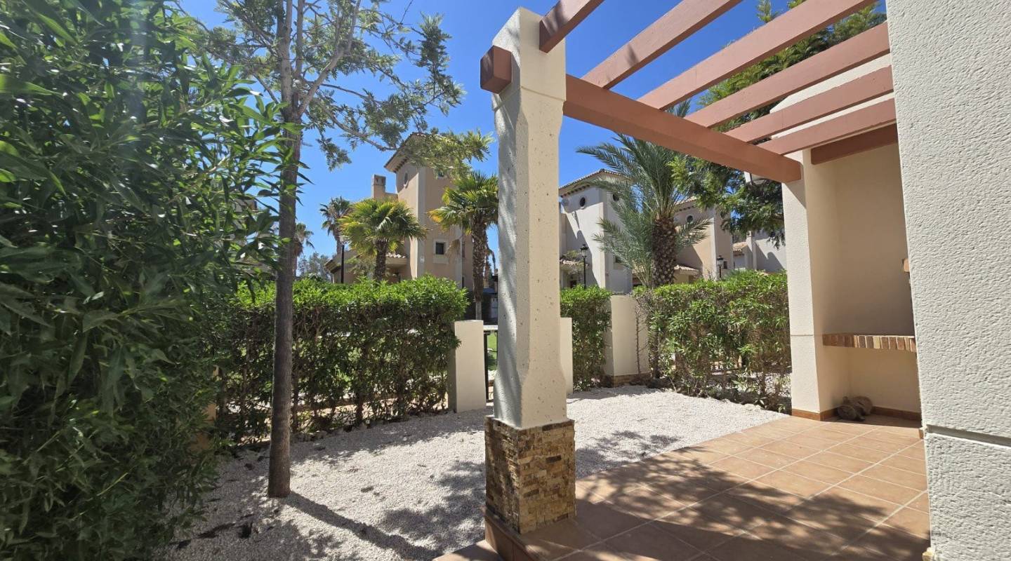 Resale - Semi-Detached Villa - Algorfa - La Finca Golf