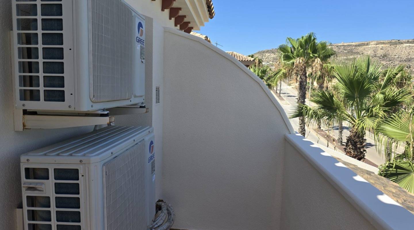 Resale - Semi-Detached Villa - Algorfa - La Finca Golf