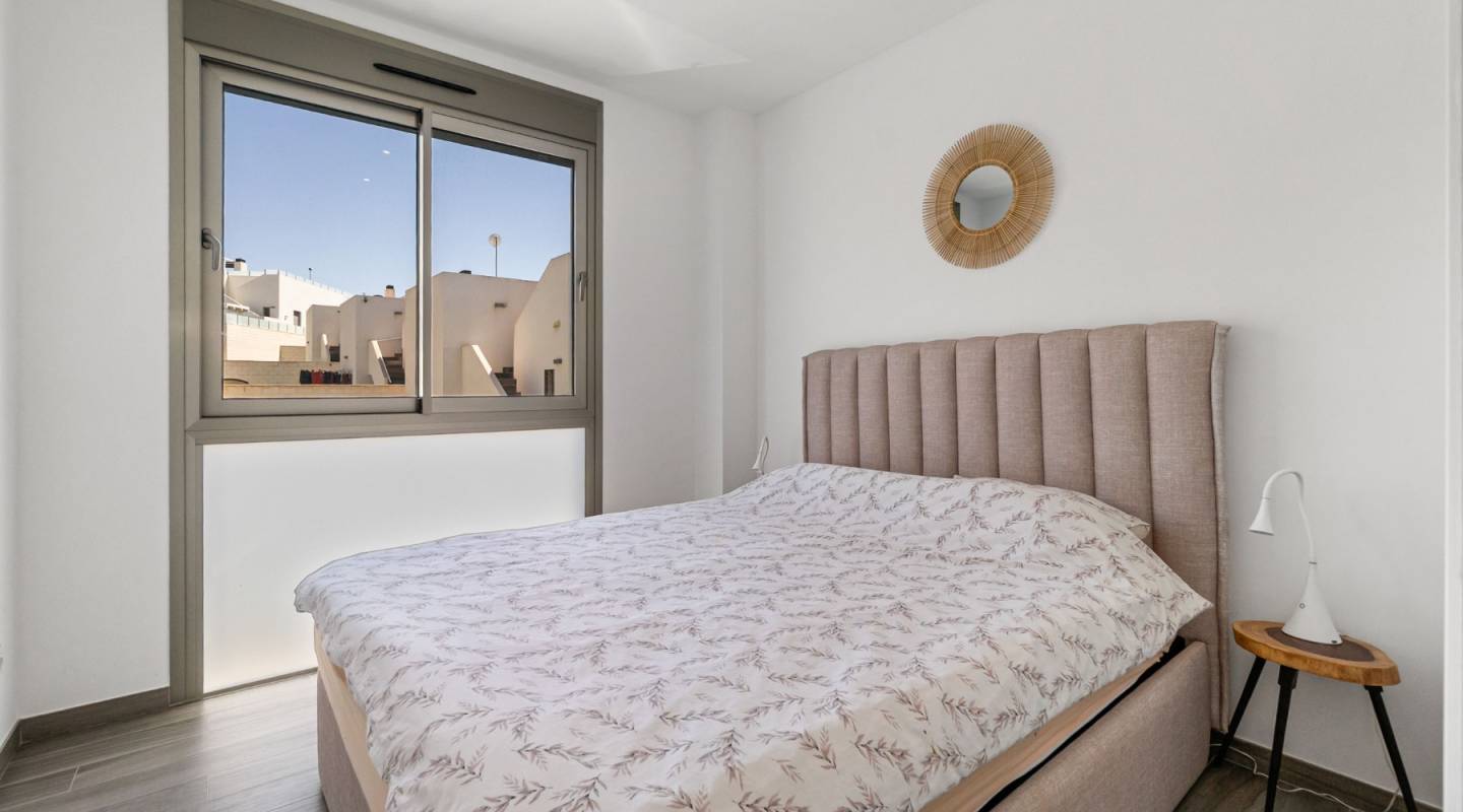 Resale - Villa  - Orihuela Costa - Villamartin