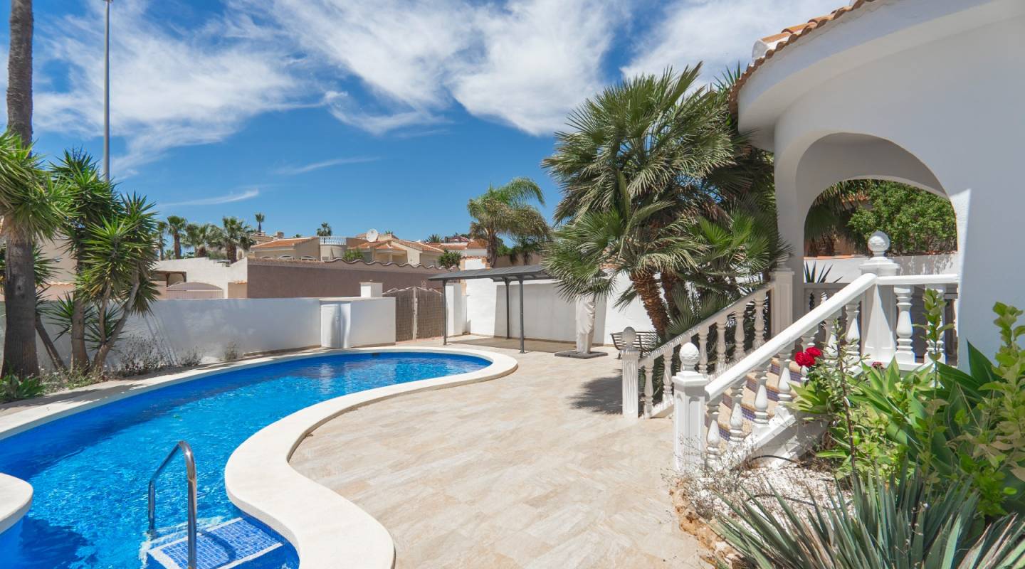 Återförsäljning - Detached Villa - Ciudad Quesada