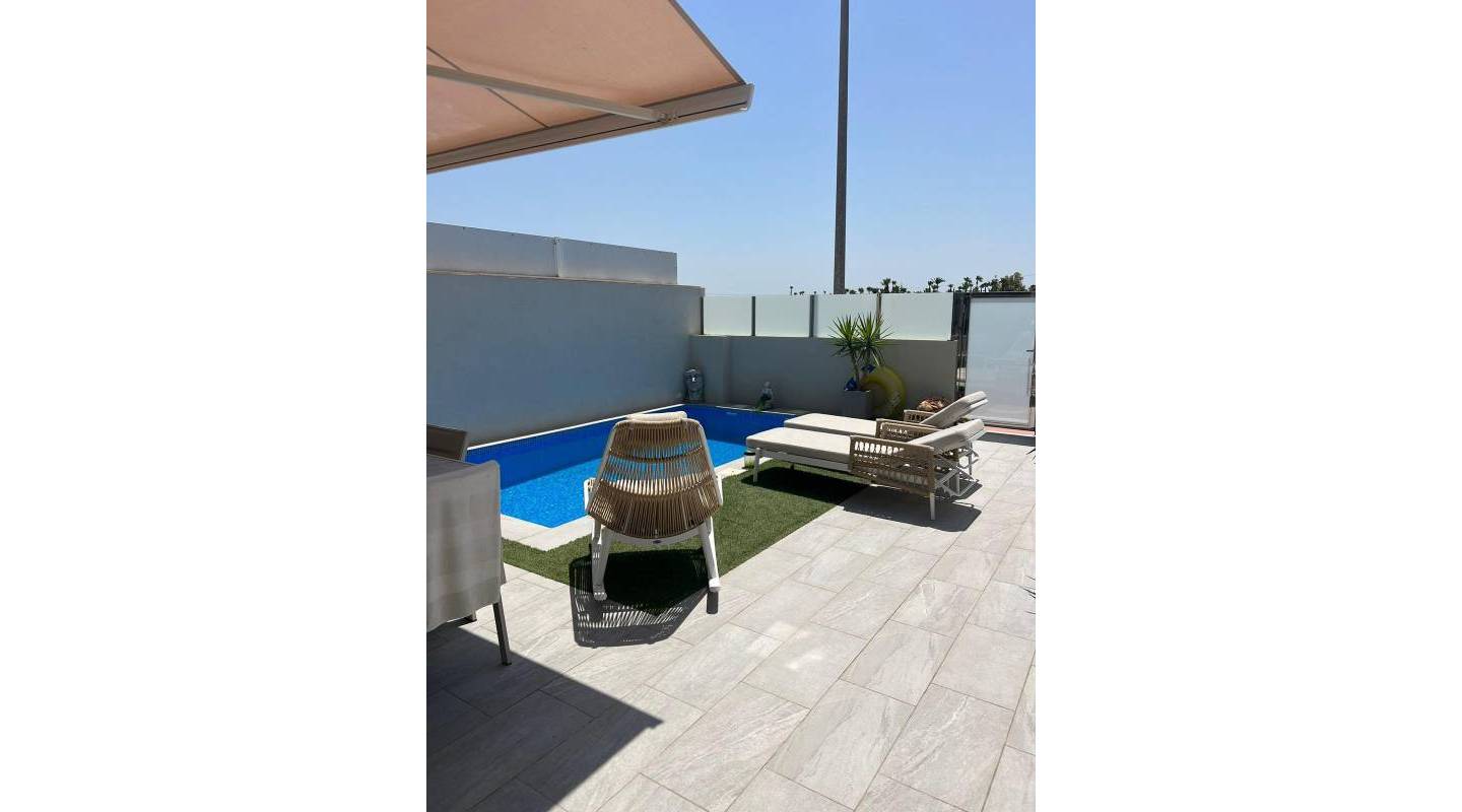 Resale - Villa  - Daya Vieja