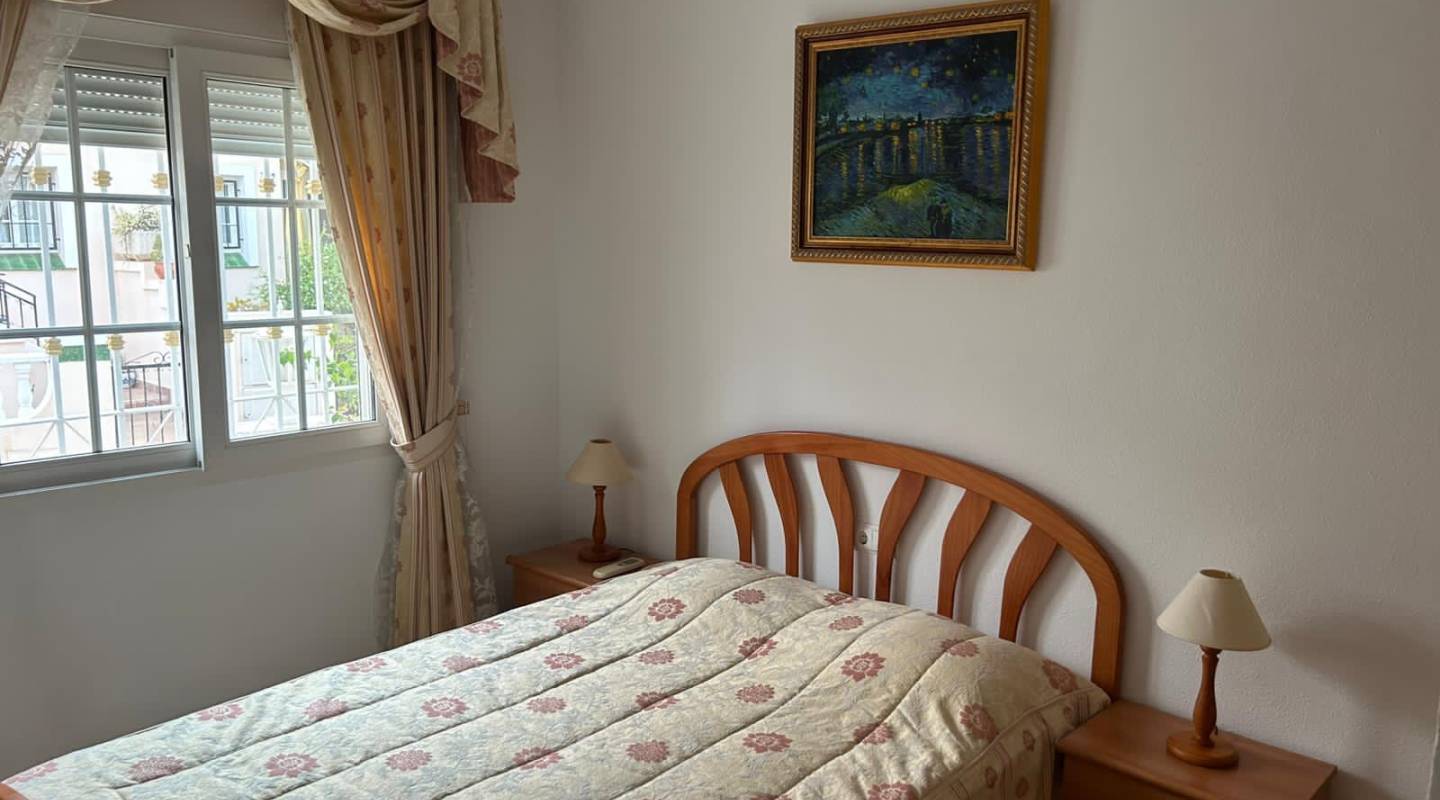 Resale - Villa  - Villamartin - Los Dolses