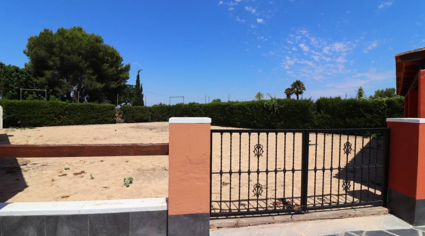 Resale - Villa  - Heredades - Almoradi