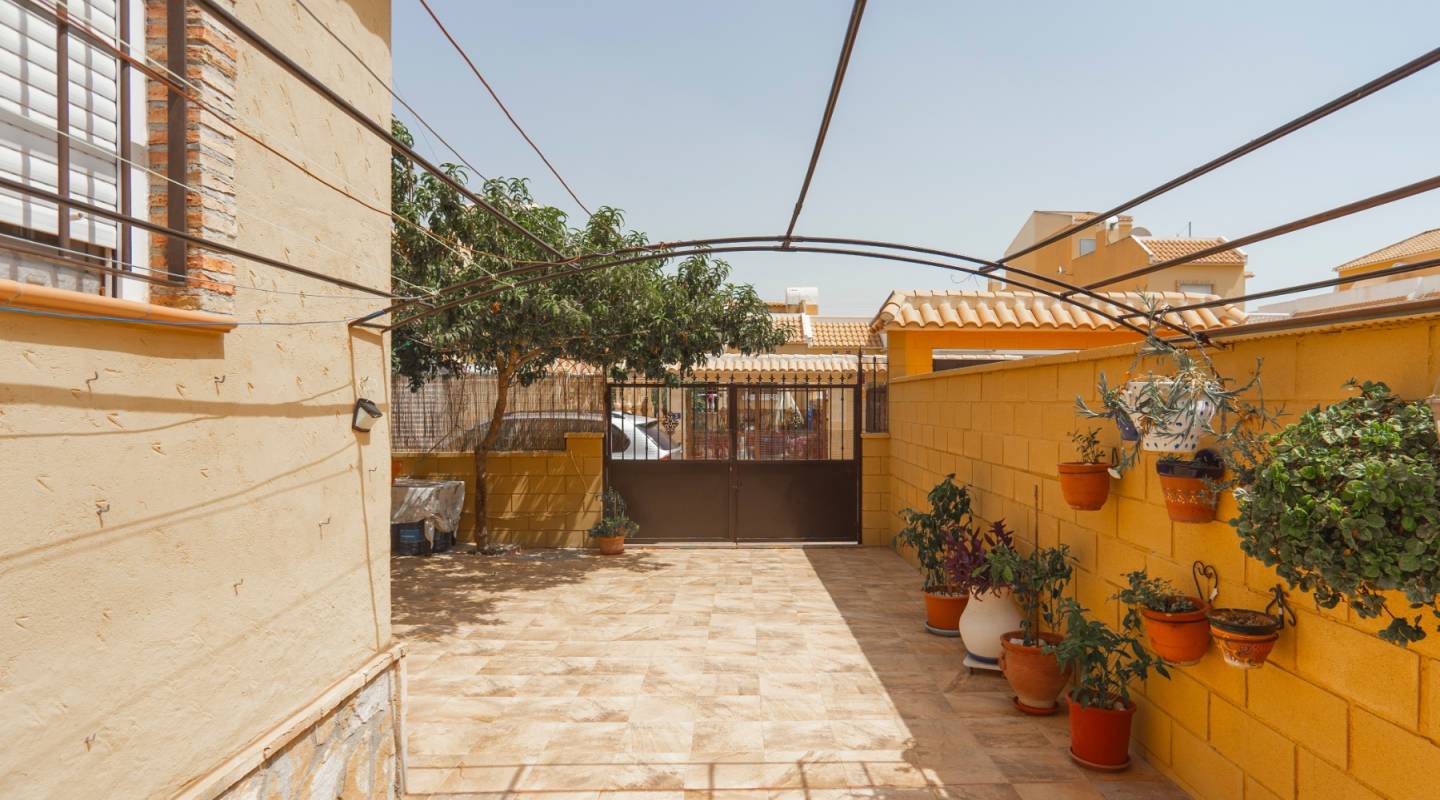 Resale - Semi Detached - Ciudad Quesada - Lo Marabu