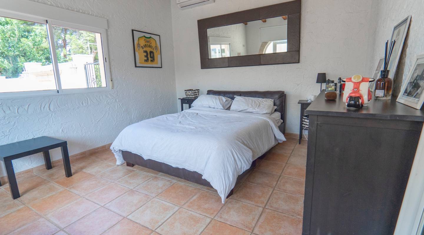 Wiederverkauf - Detached Villa - Heredades