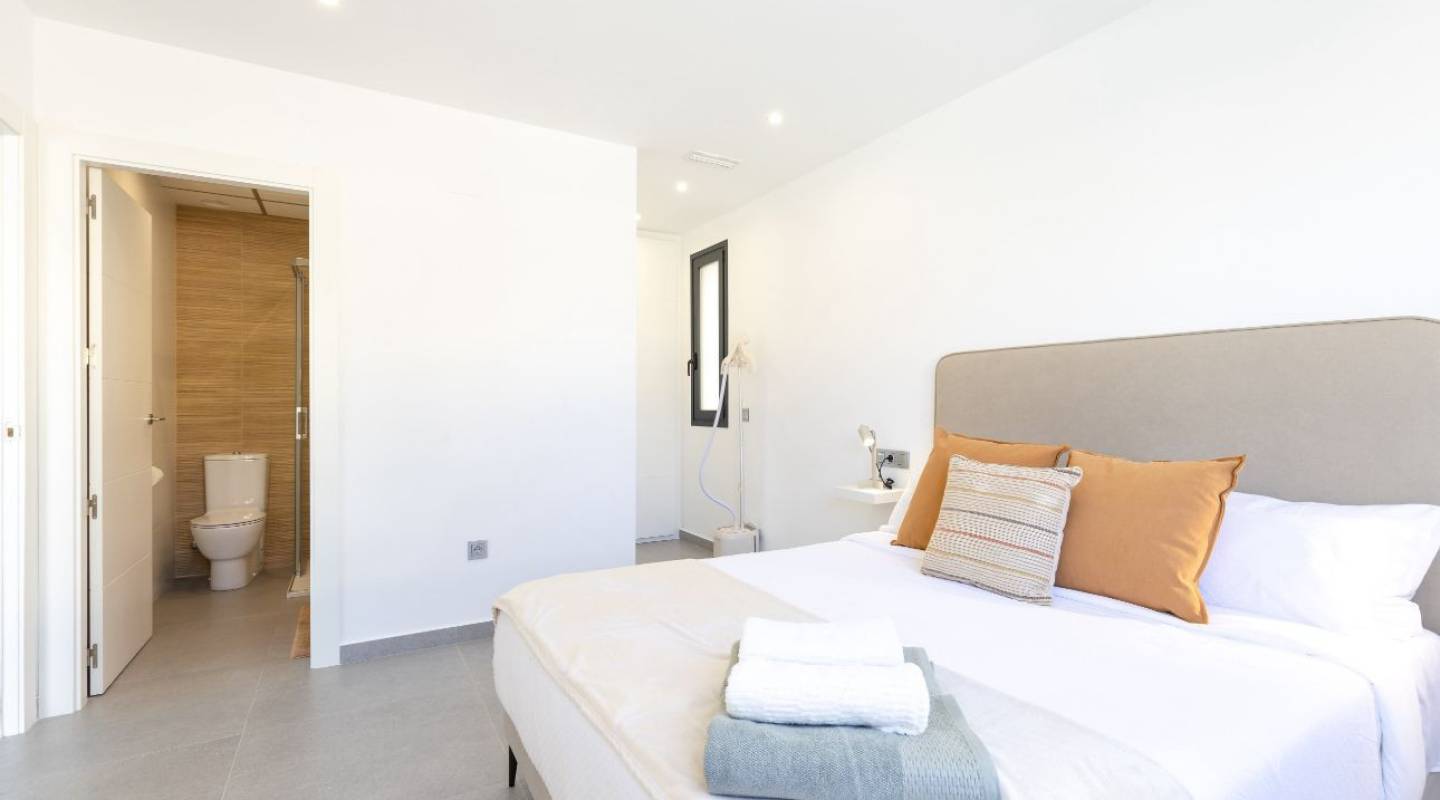 Resale - Villa  - Algorfa - Alicante