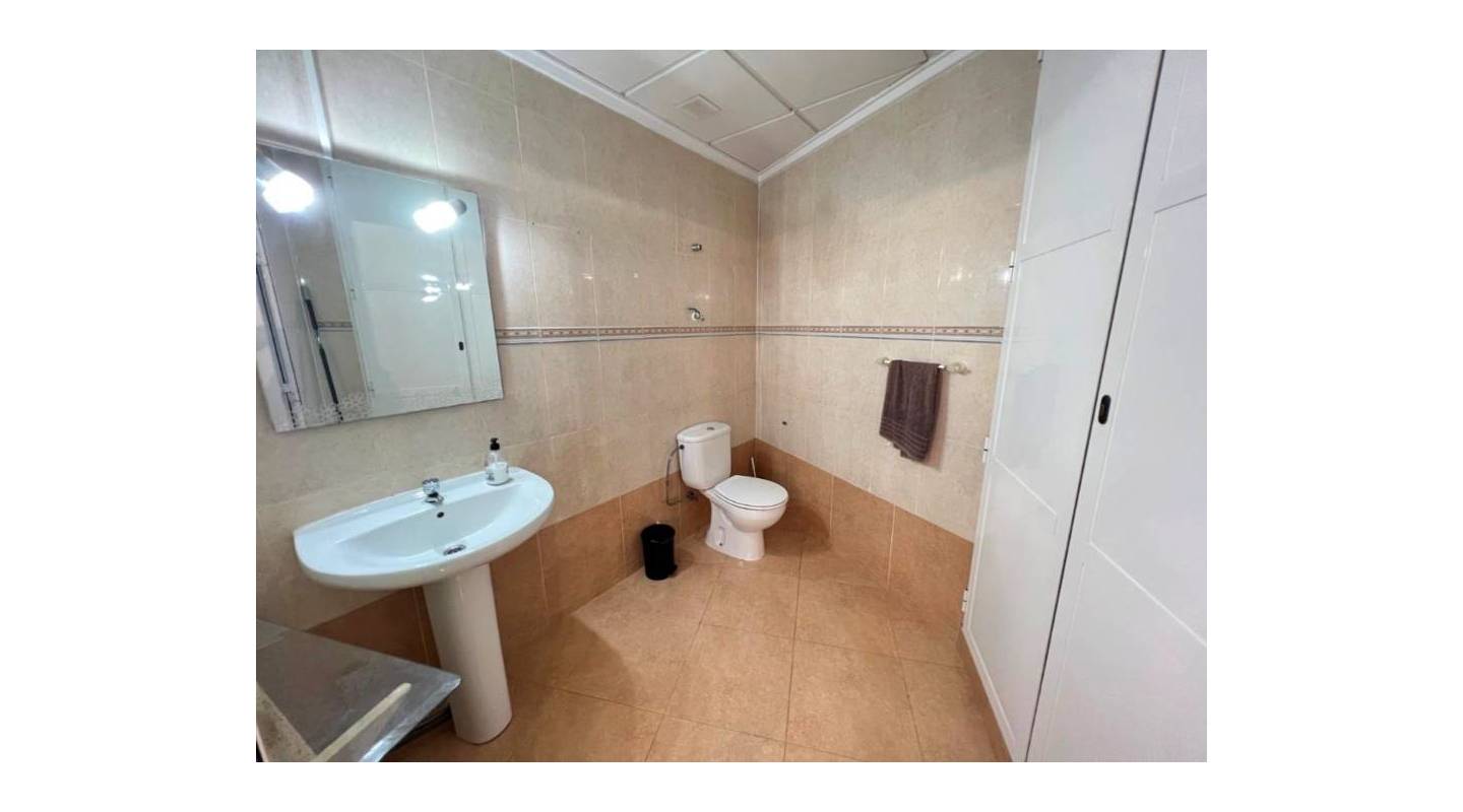 Resale - Commercial  - Guardamar del Segura - Guardamar