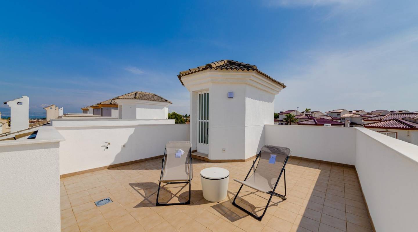 New Build - Villa  - San Fulgencio - El Oasis