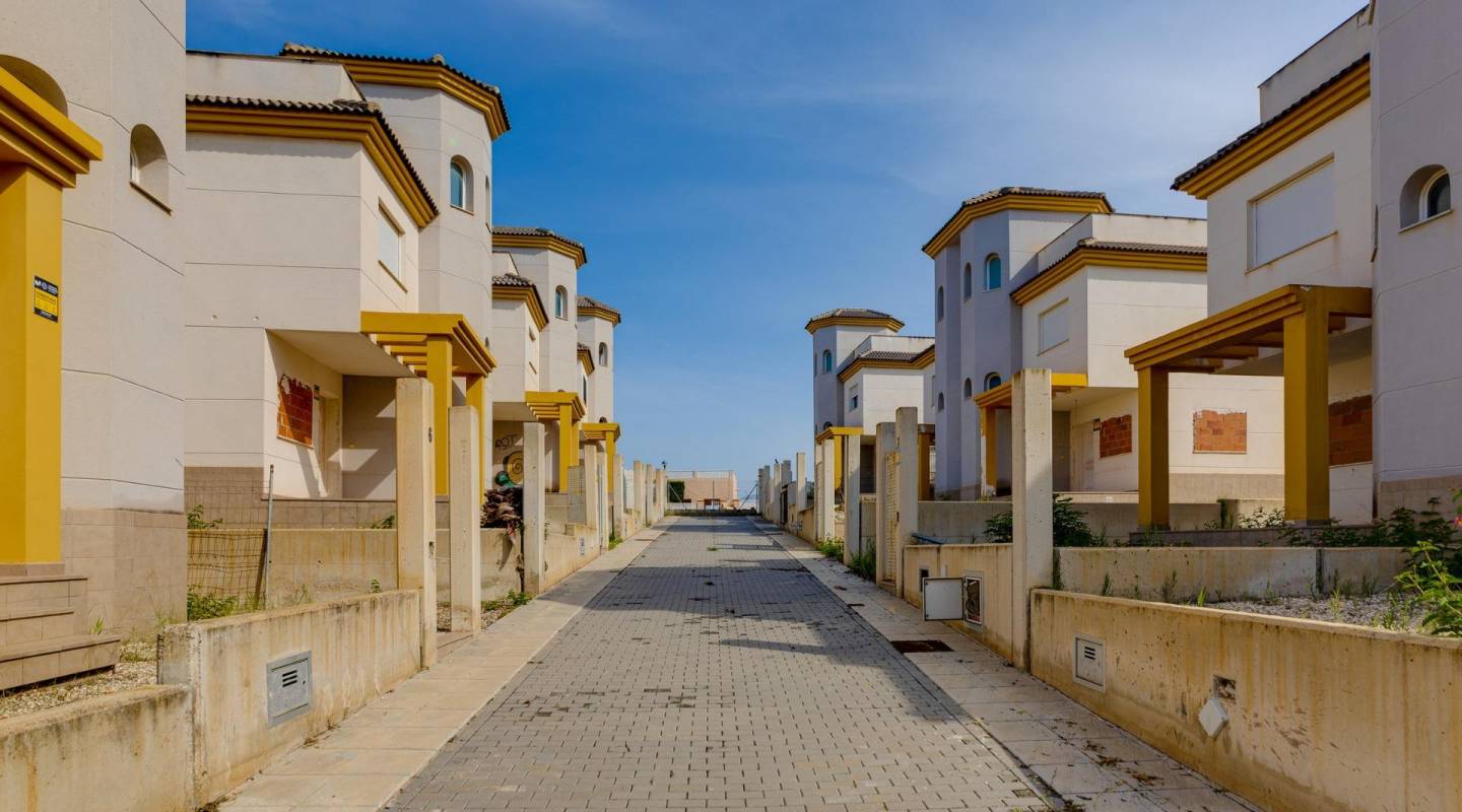 New Build - Villa  - San Fulgencio - El Oasis