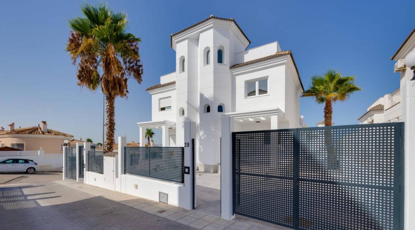 New Build - Villa  - San Fulgencio - El Oasis
