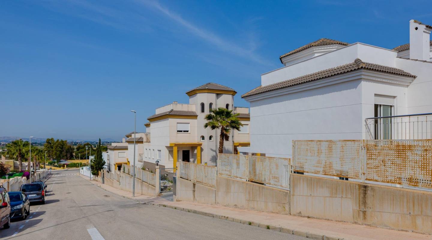 New Build - Villa  - San Fulgencio - El Oasis