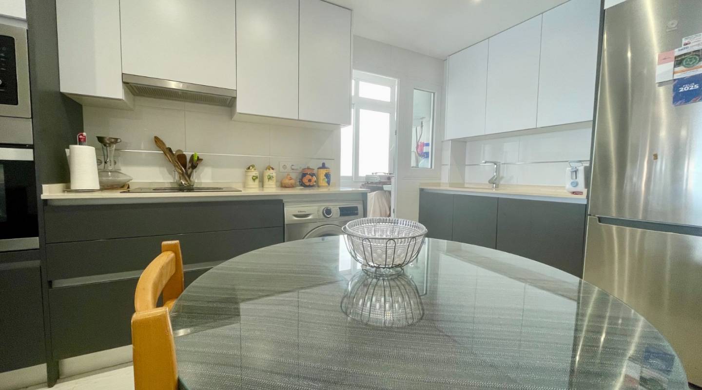 Wiederverkauf - Wohnung - Torrevieja - Playa del cura