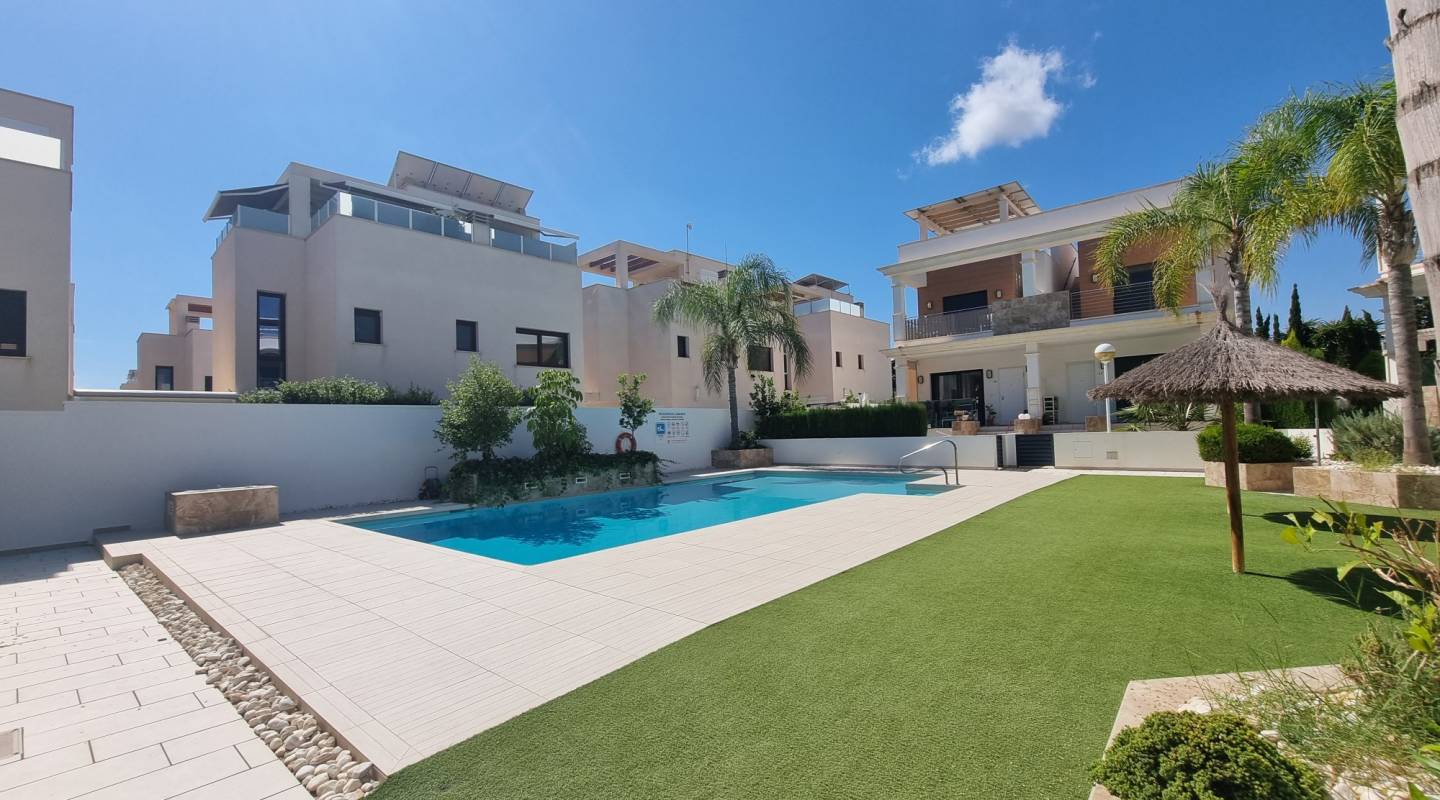 Revente - Maison de ville - Ciudad Quesada - Lo Marabu