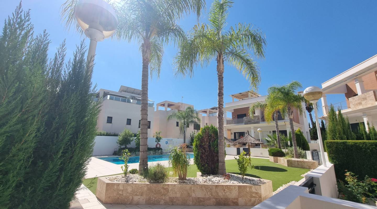 Revente - Maison de ville - Ciudad Quesada - Lo Marabu