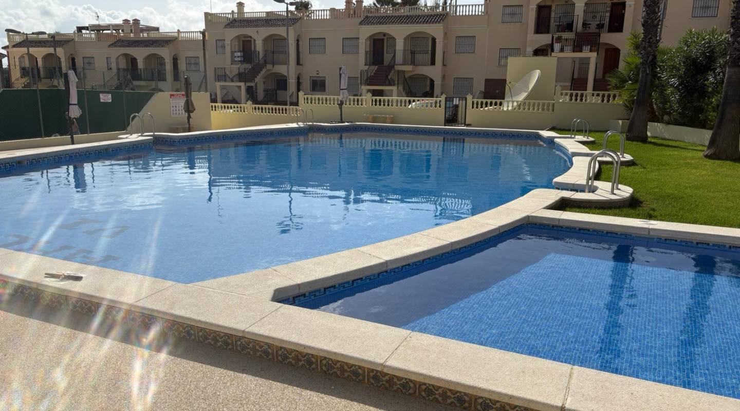 Resale - Bungalow - Algorfa - Alicante