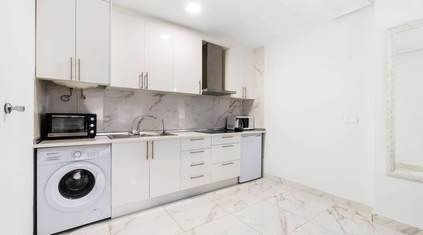 Wiederverkauf - Wohnung - Torrevieja - Centro