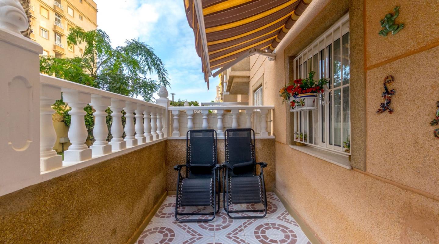 Wiederverkauf - Wohnung - Torrevieja - Centro