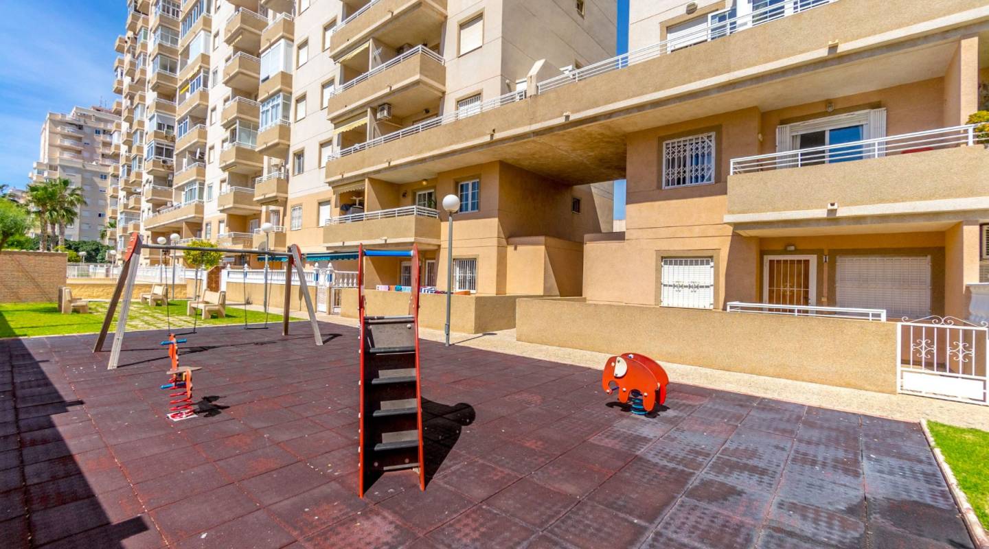 Wiederverkauf - Wohnung - Torrevieja - Centro