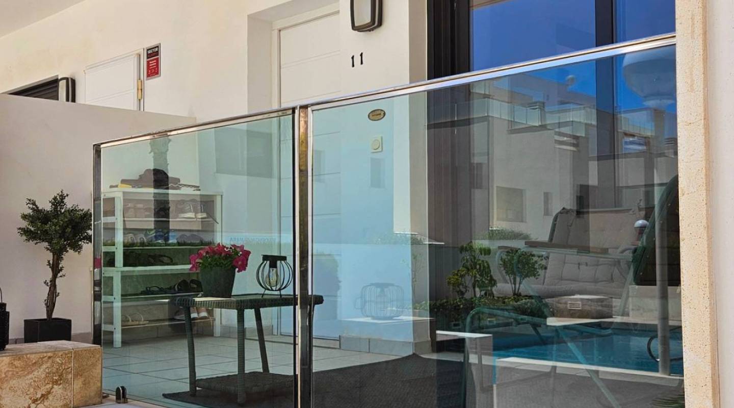 Resale - Townhouse - Ciudad Quesada - Pueblo Bravo