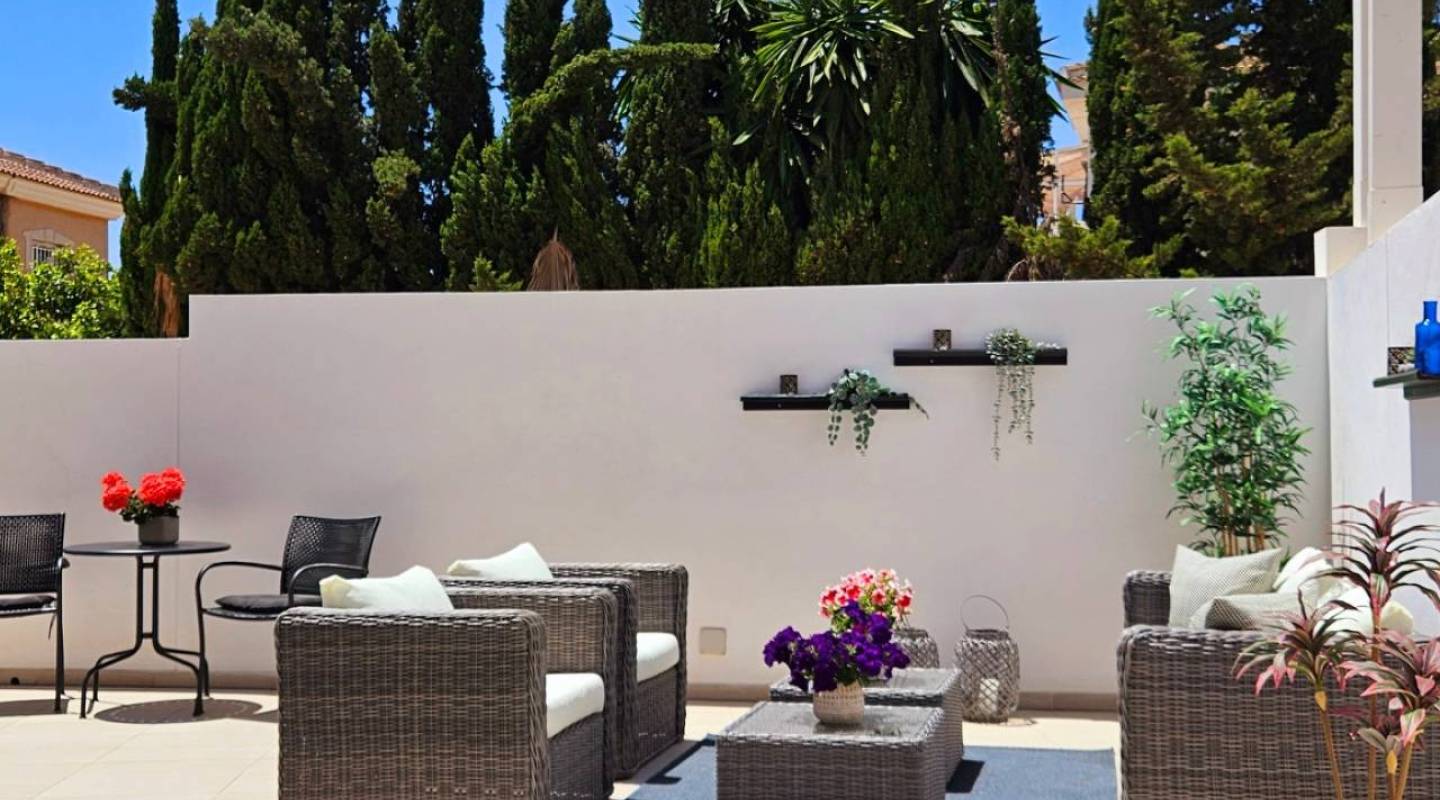 Resale - Townhouse - Ciudad Quesada - Pueblo Bravo