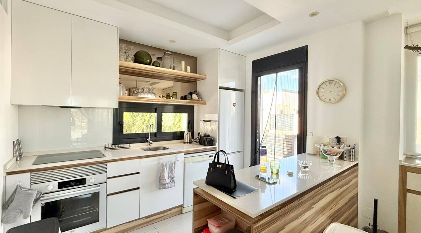 Resale - Semi Detached - Ciudad Quesada - Pueblo Bravo