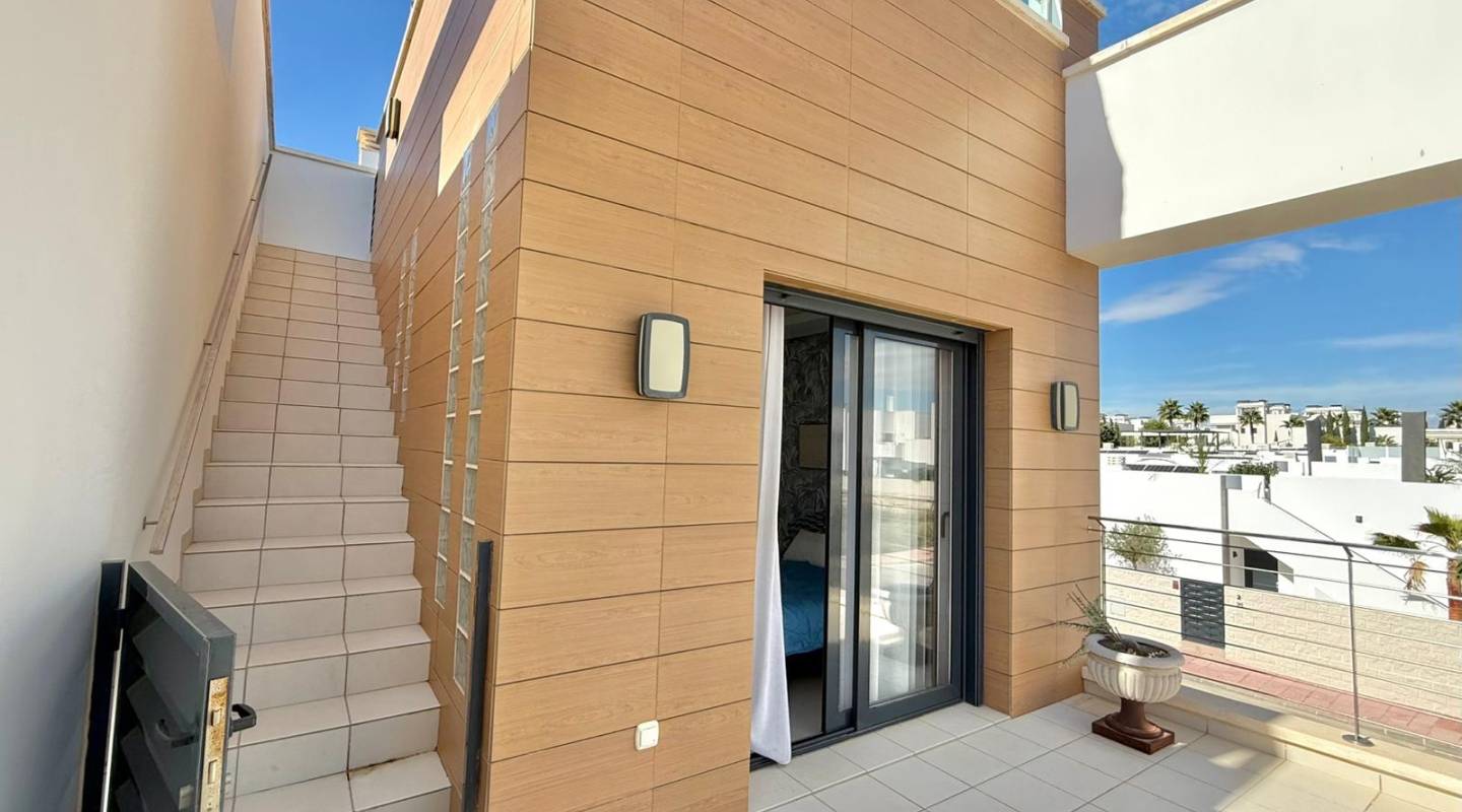 Resale - Semi Detached - Ciudad Quesada - Pueblo Bravo