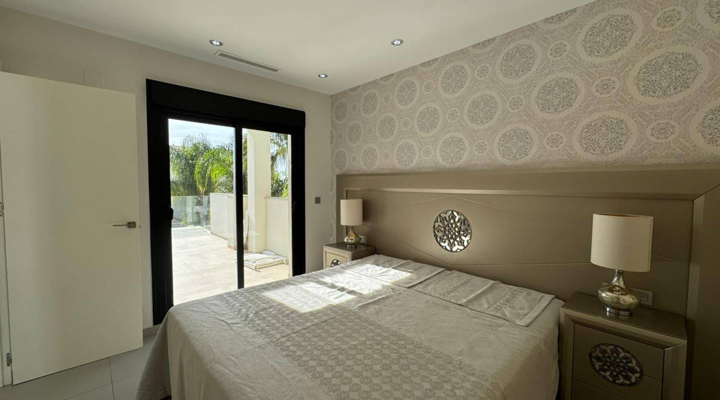 Revente - Villa - Ciudad Quesada - Pueblo Bravo