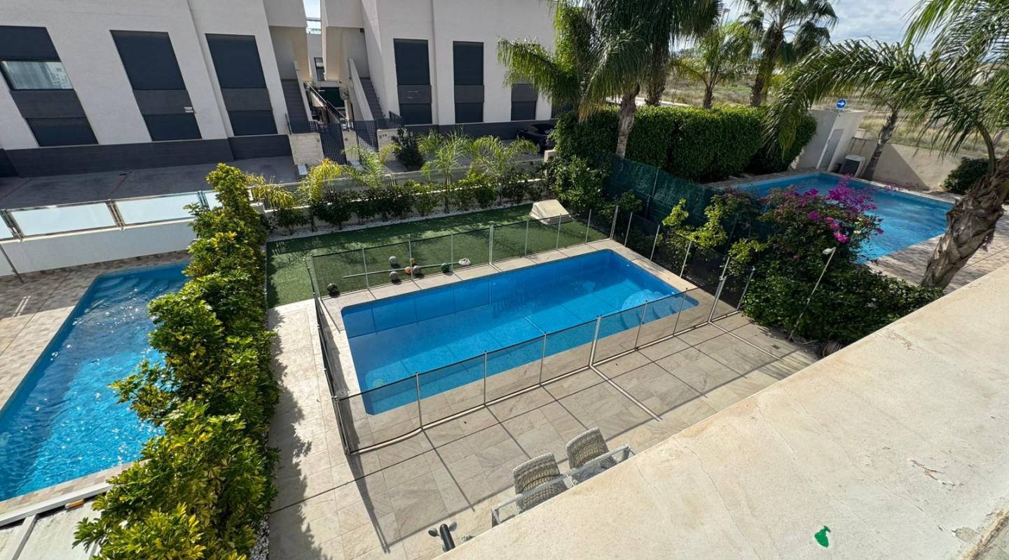 Revente - Villa - Ciudad Quesada - Pueblo Bravo