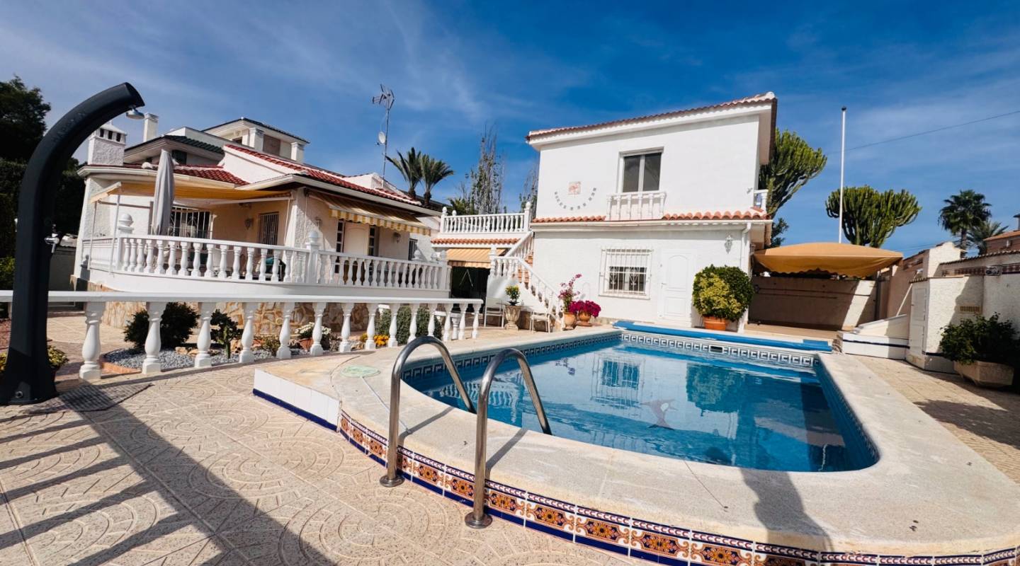 Återförsäljning - Villa - Ciudad Quesada - Town Center