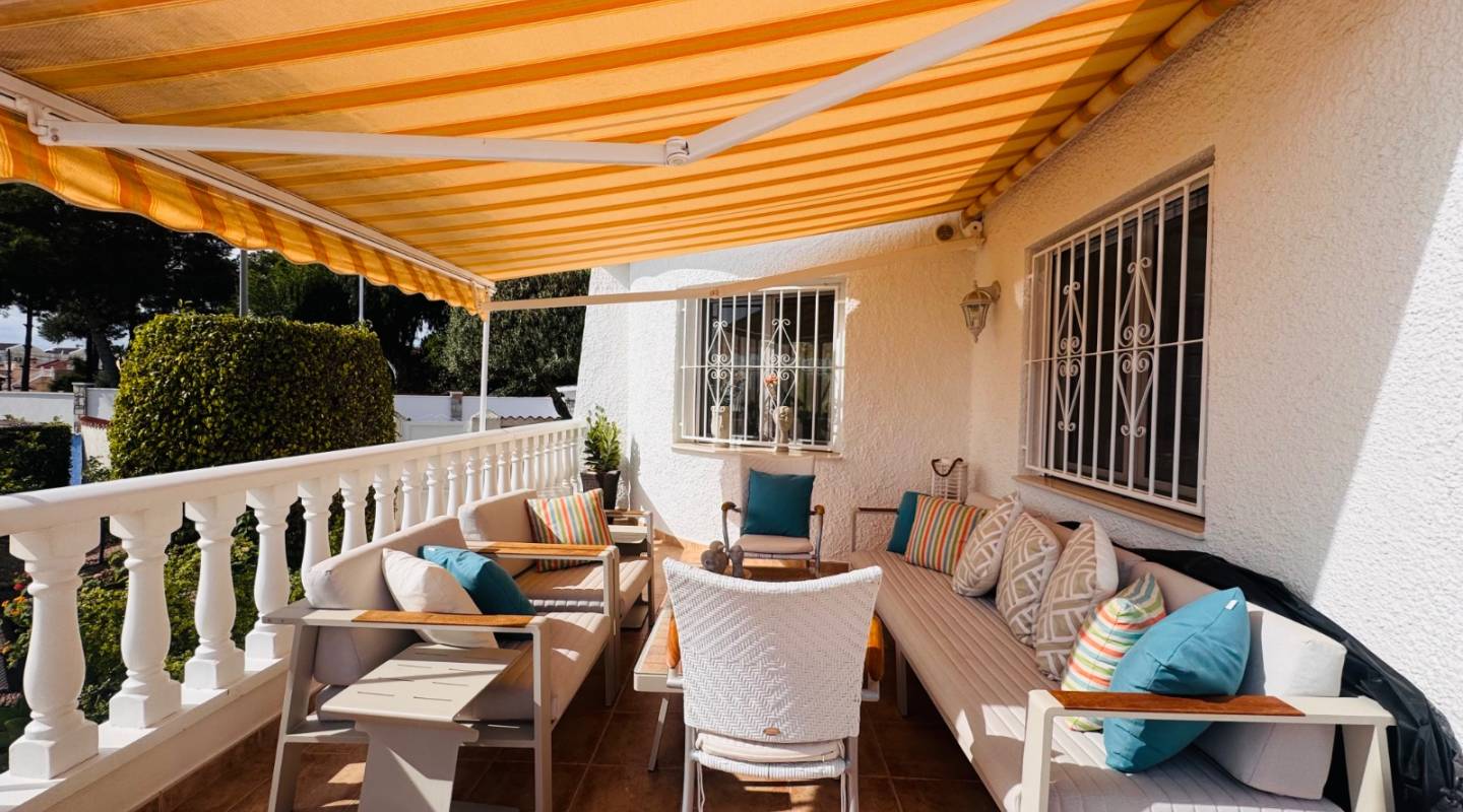 Återförsäljning - Villa - Ciudad Quesada - Town Center