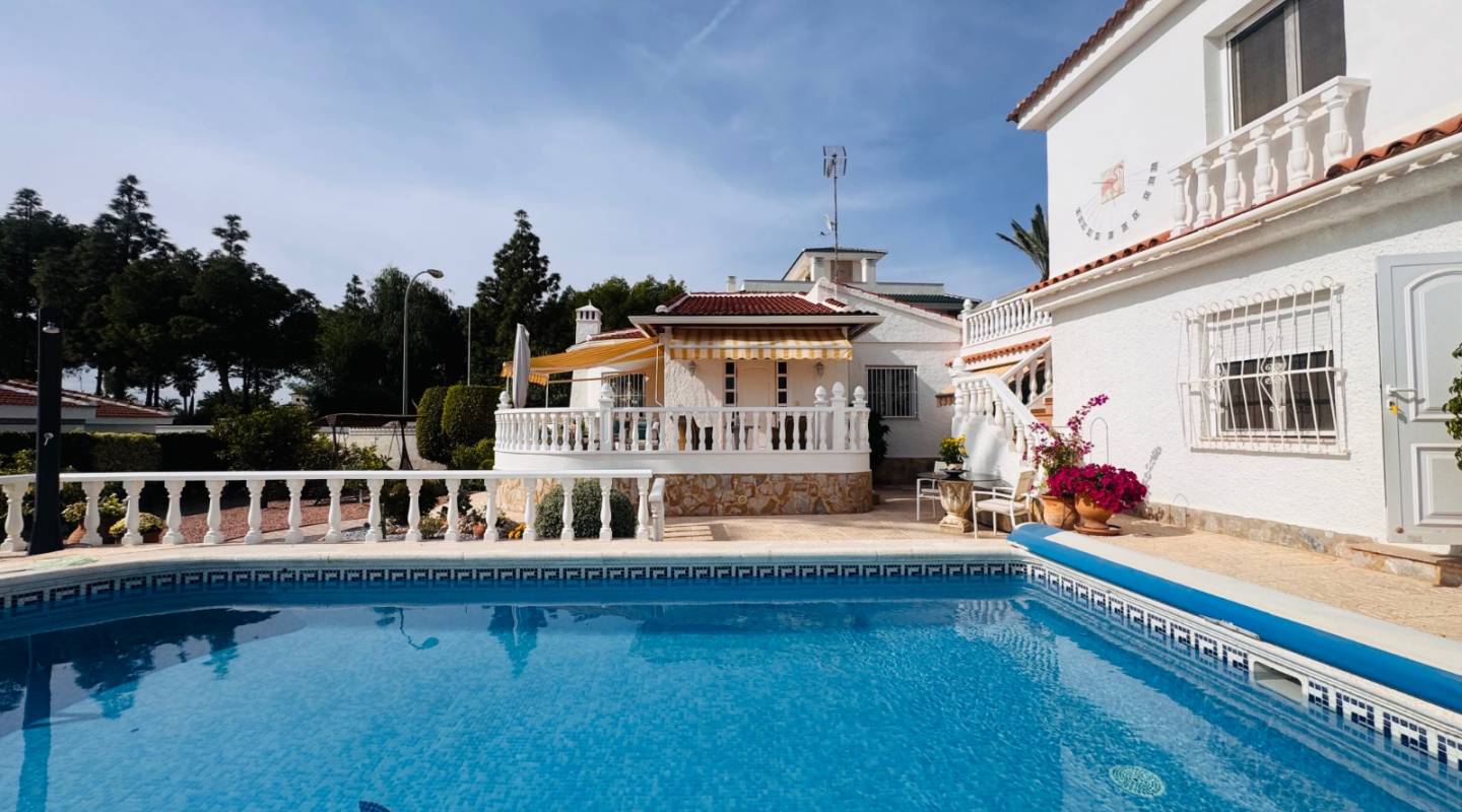 Återförsäljning - Villa - Ciudad Quesada - Town Center