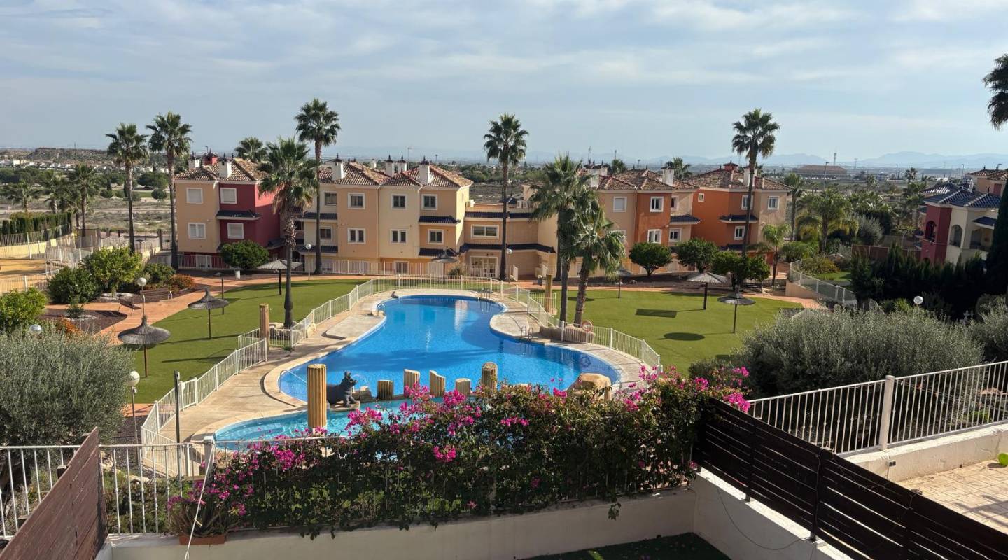 Wederverkoop - Apartments - Altaona Golf