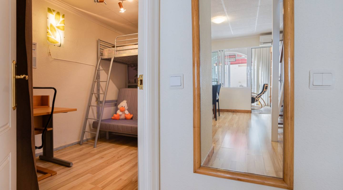 Resale - Terraced house / Townhouse - Torrevieja - La Siesta