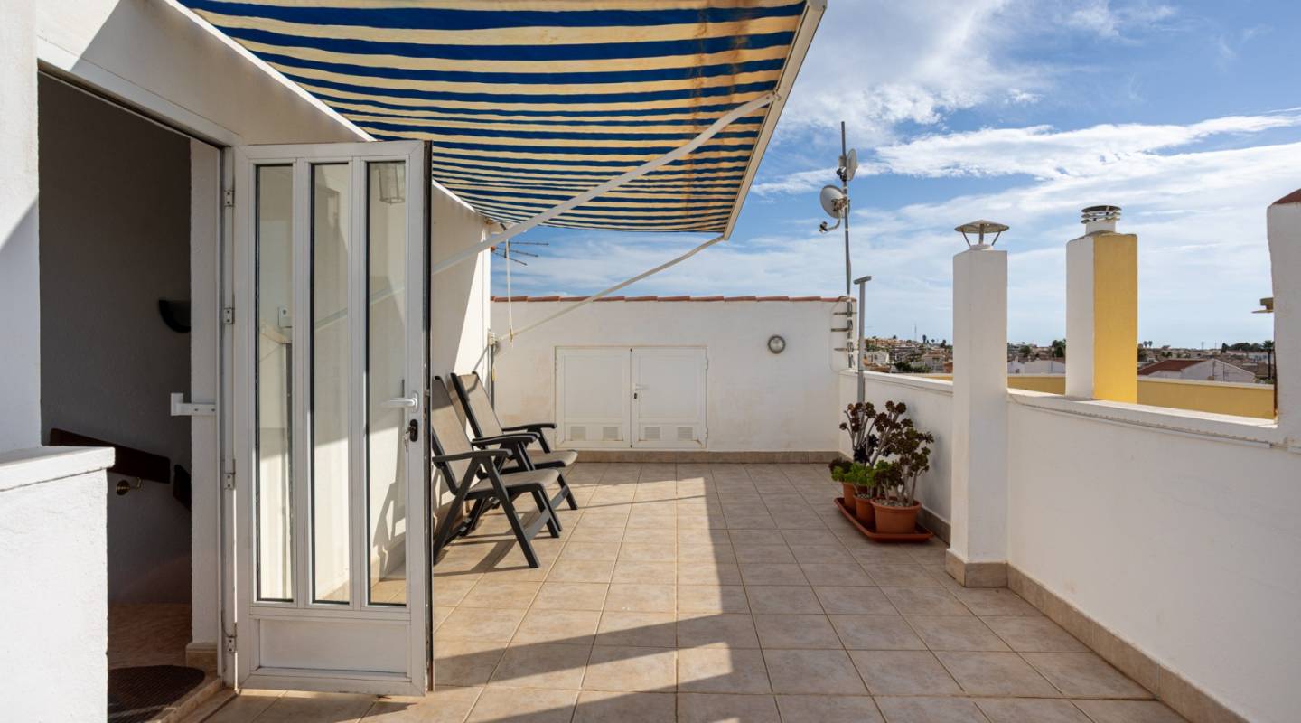 Resale - Terraced house / Townhouse - Torrevieja - La Siesta