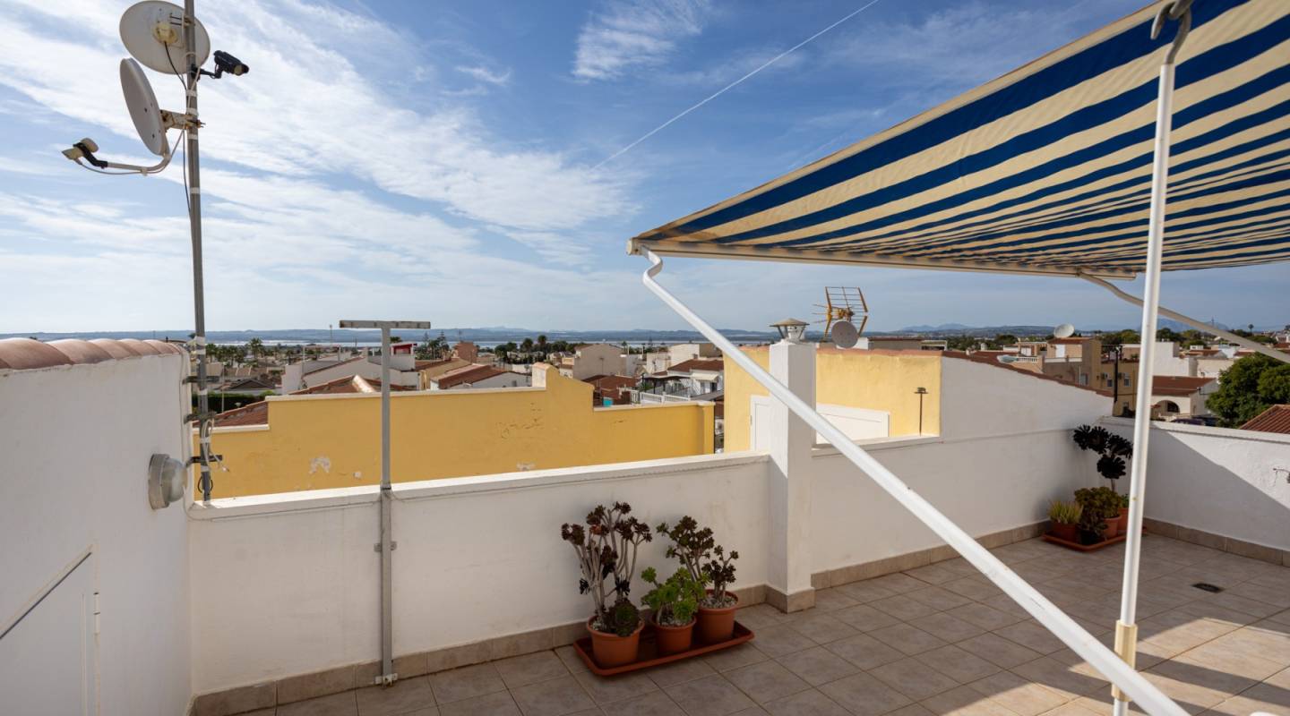 Resale - Terraced house / Townhouse - Torrevieja - La Siesta