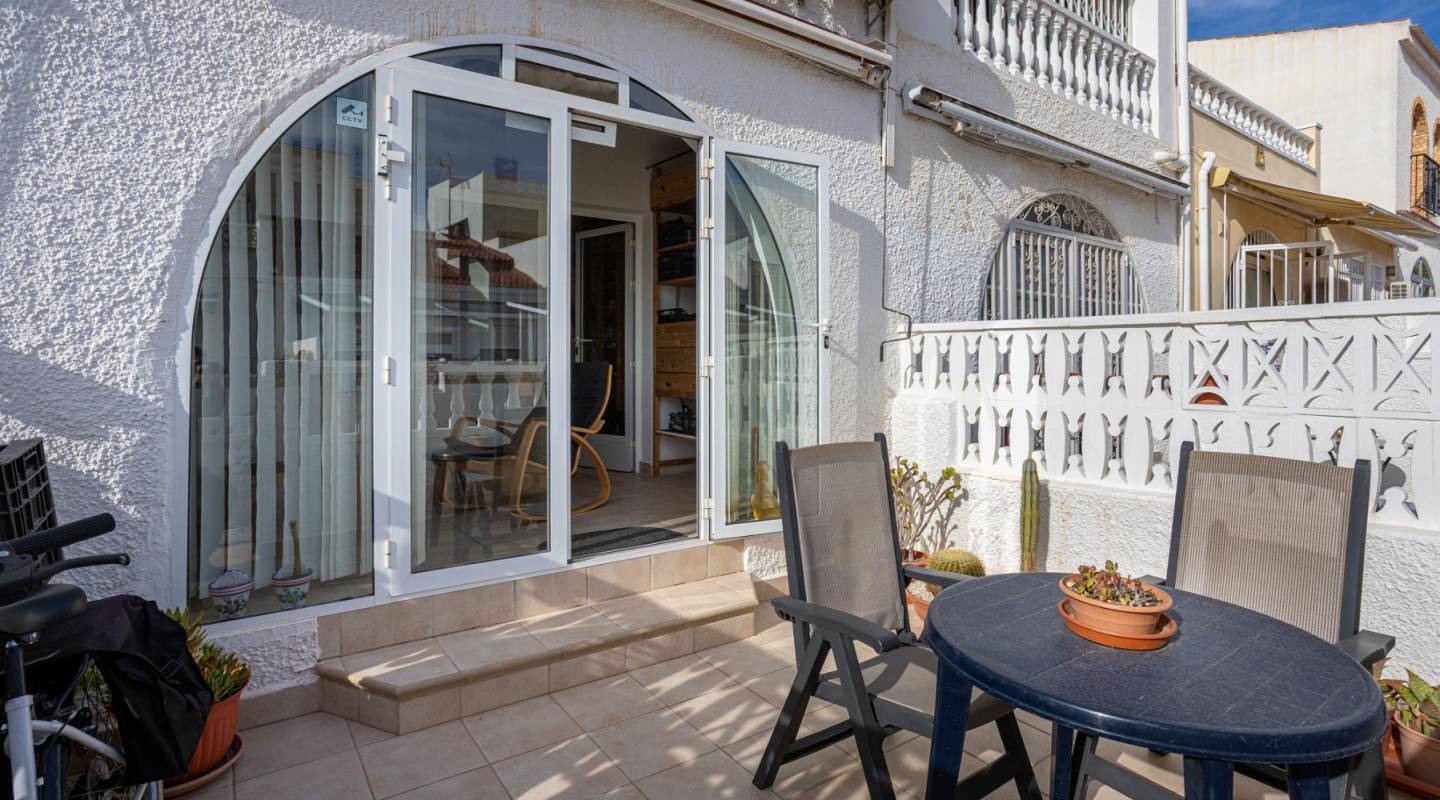 Resale - Terraced house / Townhouse - Torrevieja - La Siesta