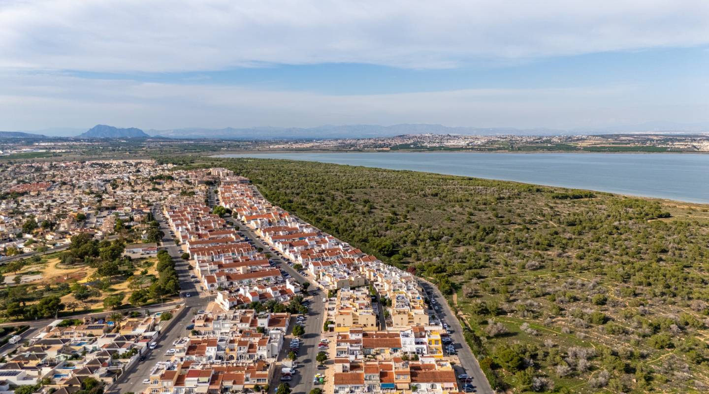 Resale - Terraced house / Townhouse - Torrevieja - La Siesta