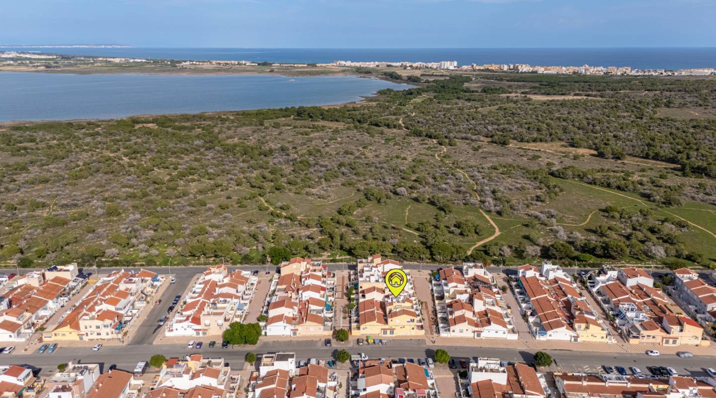 Resale - Terraced house / Townhouse - Torrevieja - La Siesta
