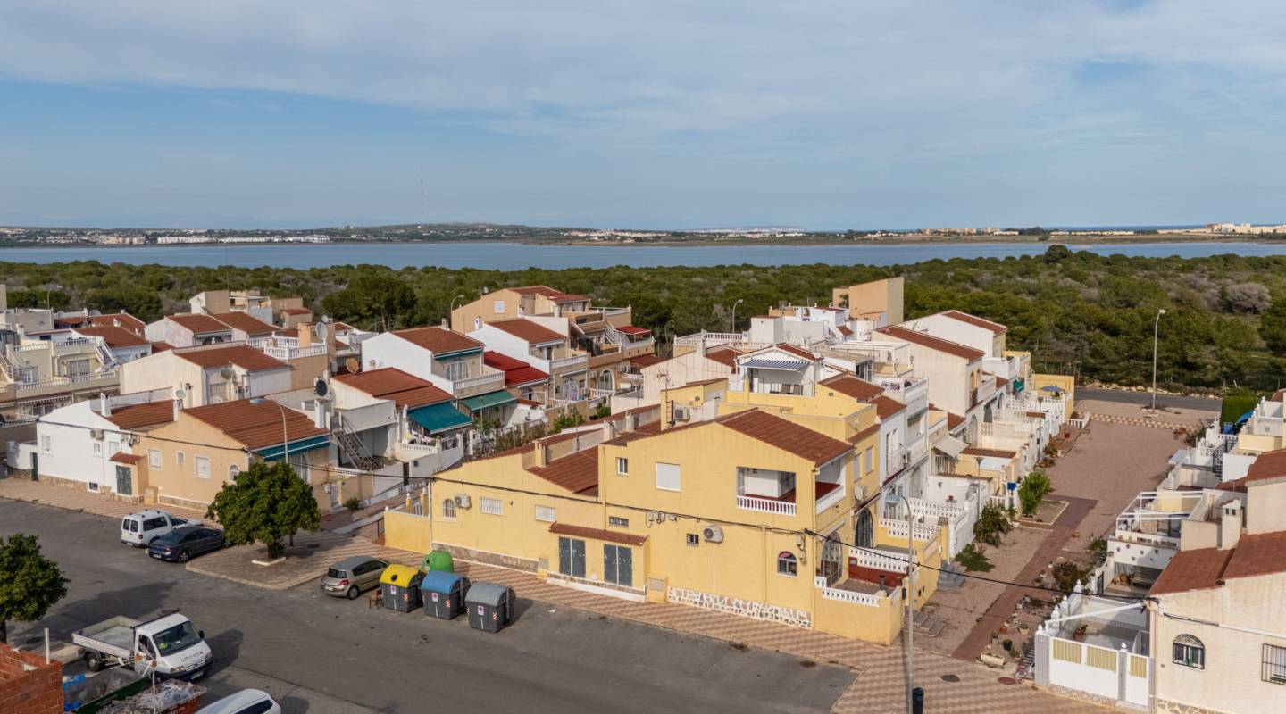 Resale - Terraced house / Townhouse - Torrevieja - La Siesta