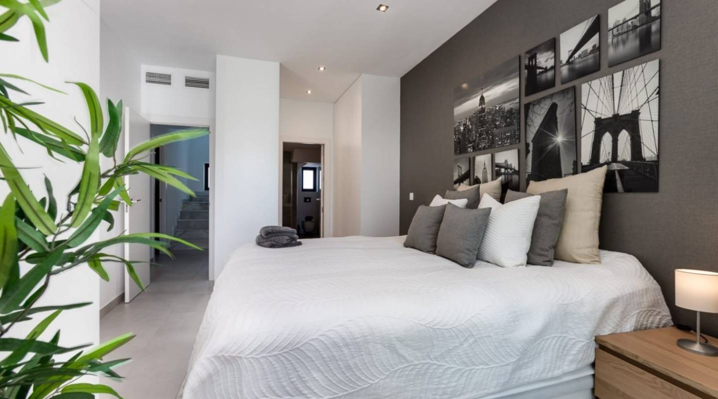 New Build - Villa  - Pilar de La Horadada - pueblo