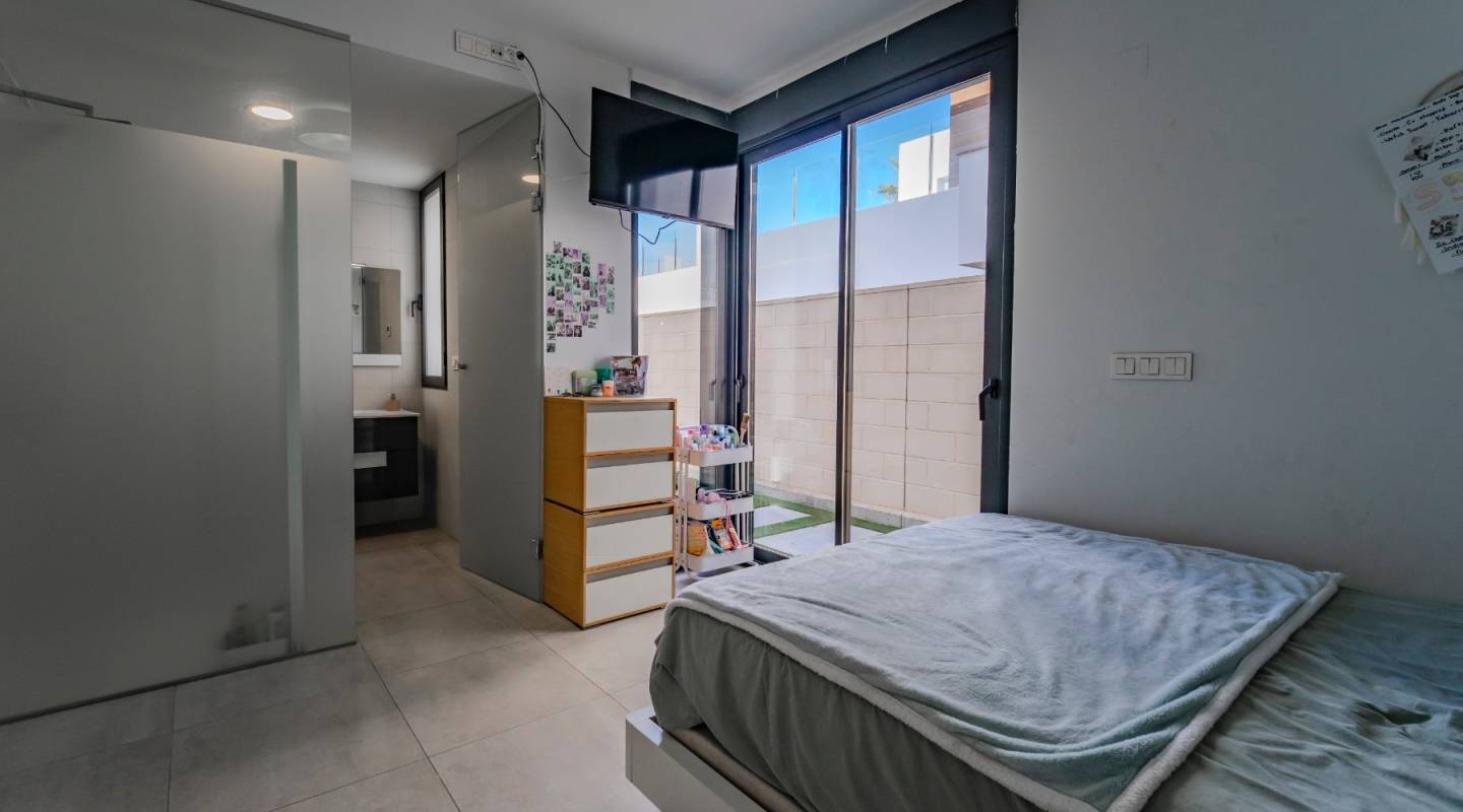 Resale - Semi-Detached House - Benijofar - Alicante