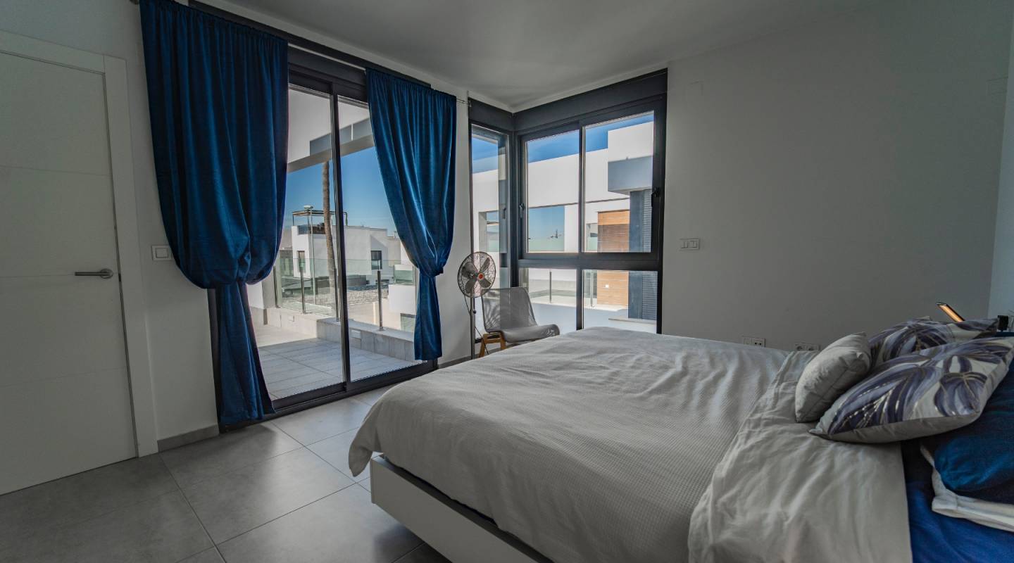 Resale - Semi-Detached House - Benijofar - Alicante